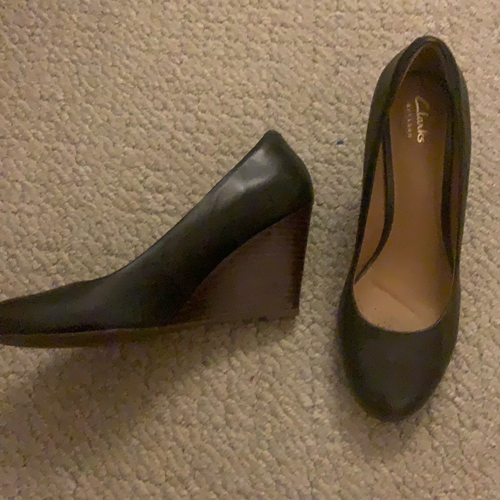 Clarks wedge leather